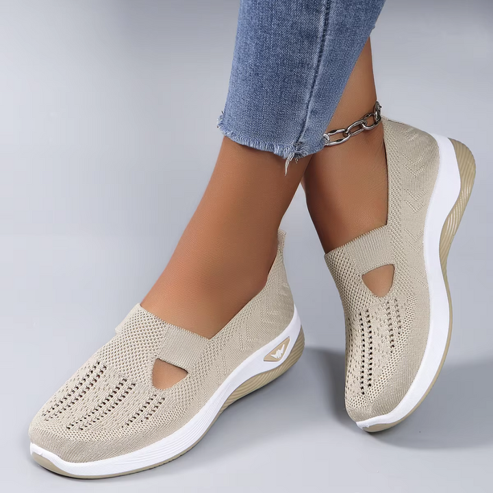 Hazel™ | Orthopaedic slip-on shoes